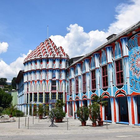 Hotel Fuchspalast Санкт-Файт-ан-дер-Глан Экстерьер фото